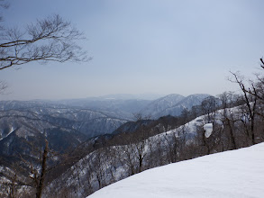 奥に鷲ヶ岳