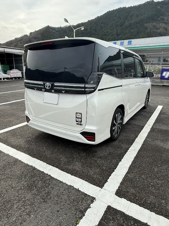 Nボックスカスタムの90ヴォクシー・ハイブリッド・ＮBOXカスタム・燃費が良い・洗車したいに関するカスタム事例の投稿画像9枚目
