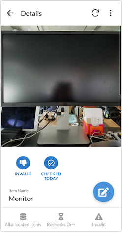 アクション ボタンが表示されている [Details] ビュー