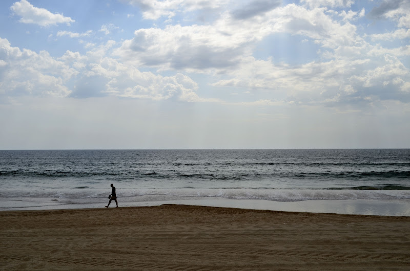 on the beach di Giuseppe Paolinelli