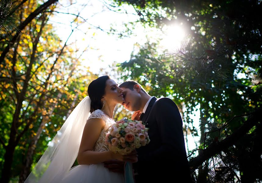 Fotógrafo de casamento Evgeniy Chinyakin (evgchiniakin). Foto de 30 de janeiro 2017