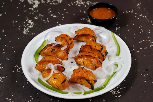 Soyabean Tandoori Veg Momos [8 Pieces]