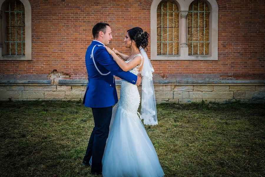 Wedding photographer Lucia Iurea (iurea). Photo of 24 February 2019