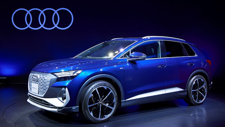 A4 セダンのe-tron q4見積もりに行きます😁・s4絶賛捜索中、弾が見付かれば😁・今季増車は一括支払いします。🤩に関するカスタム事例の投稿画像3枚目
