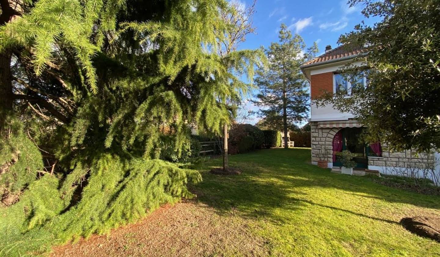 Maison avec terrasse Croissy-sur-Seine