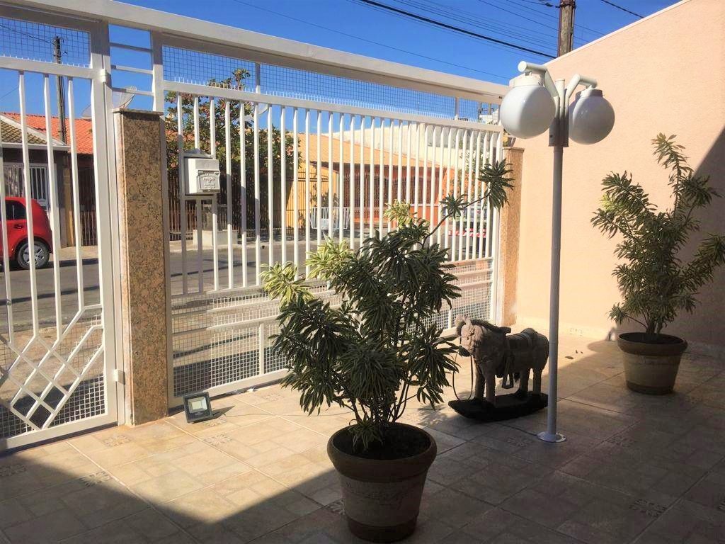 Casa Térrea com quintal 2 dormitórios à venda, 150 m² por R$ 530.000 - Vila São João - Itupeva/SP