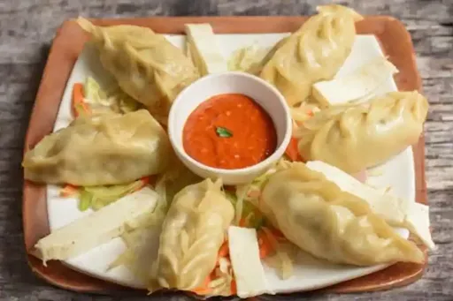 Paneer Steamed Momos [8 Pieces]