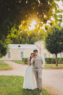 Fotógrafo de casamento Nadya Solnceva (photosolntse). Foto de 14 de setembro 2016