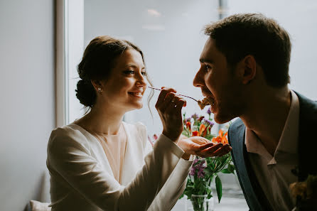 Wedding photographer Nadine Petrenko (pictureswithlove). Photo of 25 April 2022