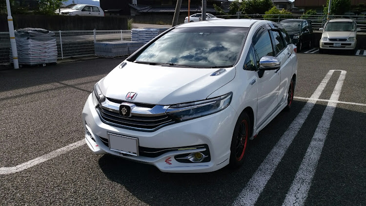 シャトルのこいつも愛車(≧∇≦)b・ドライブに関するカスタム事例の投稿画像1枚目