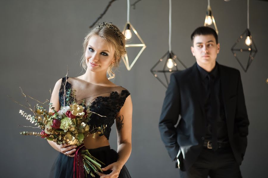 Bryllupsfotograf Lyubov Kirillova (lyubovk). Bilde av 15 mars 2017
