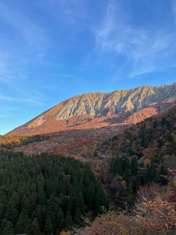 スイフトスポーツの大山・紅葉・雪・妻とドライブ・紅葉と愛車に関するカスタム事例の投稿画像3枚目