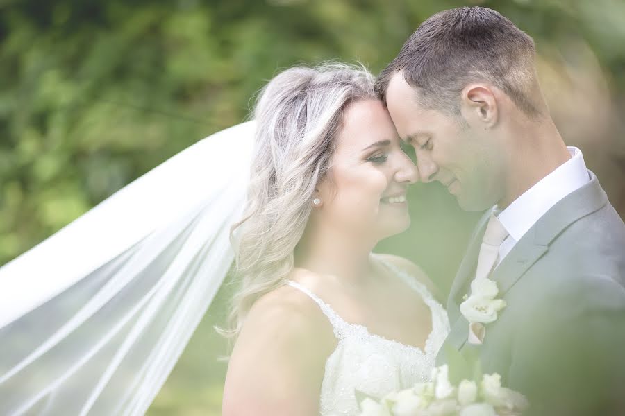 Wedding photographer Jessie Holley (jessieholley). Photo of 24 July 2019