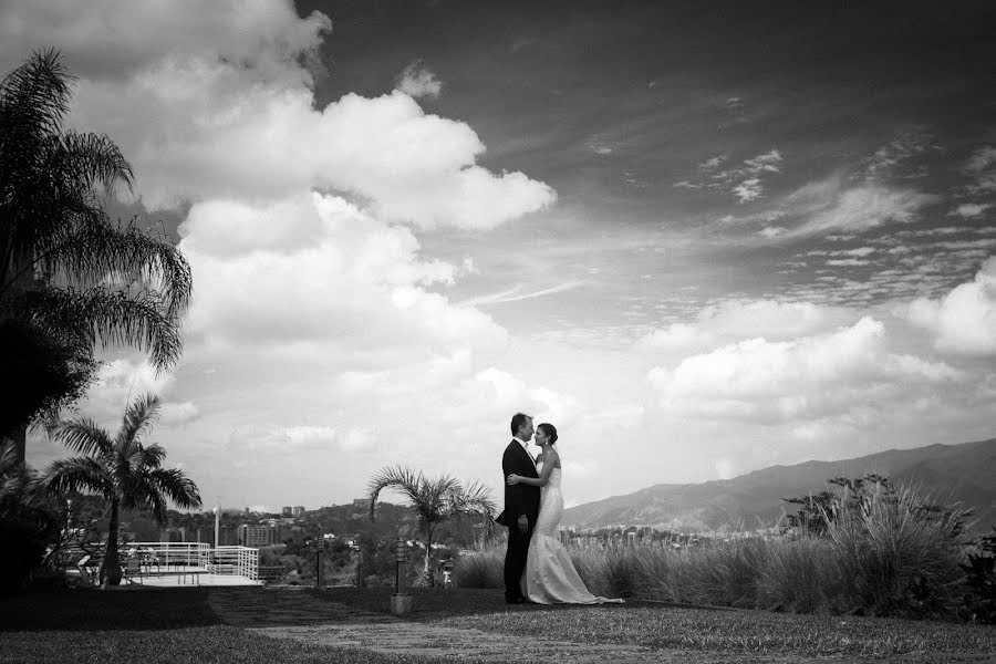 Fotografo di matrimoni Joel Pino (joelpino). Foto del 11 gennaio 2016