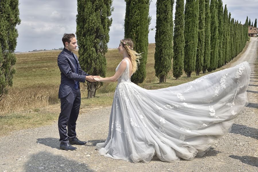 Fotógrafo de casamento Luca Quartinieri (q10studios). Foto de 8 de outubro 2018