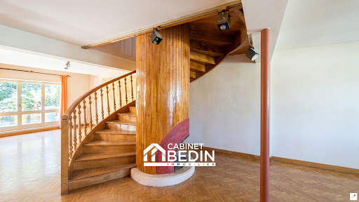 House purchase in Toulouse (31500) - modern wooden circular staircase