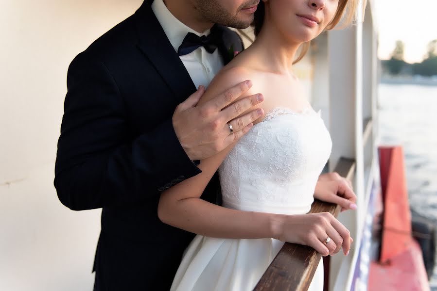 Wedding photographer Ekaterina Nikitina (katyanikitina). Photo of 12 January 2017