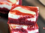 RED VELVET CREAM CHEESE BROWNIES was pinched from <a href="https://www.facebook.com/photo.php?fbid=515693071825168" target="_blank">www.facebook.com.</a>