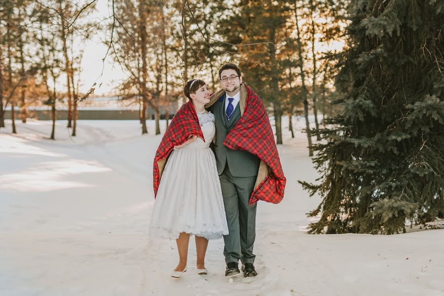 Fotógrafo de casamento Emilie Smith (emiliesmith). Foto de 10 de maio 2019