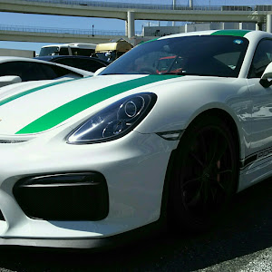 ケイマン GT4