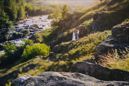 Fotografo di matrimoni Kristina Tararina (ta-kris). Foto del 12 luglio 2016