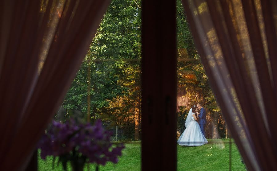 Photographe de mariage Vladimir Ezerskiy (dokk). Photo du 24 juillet 2017