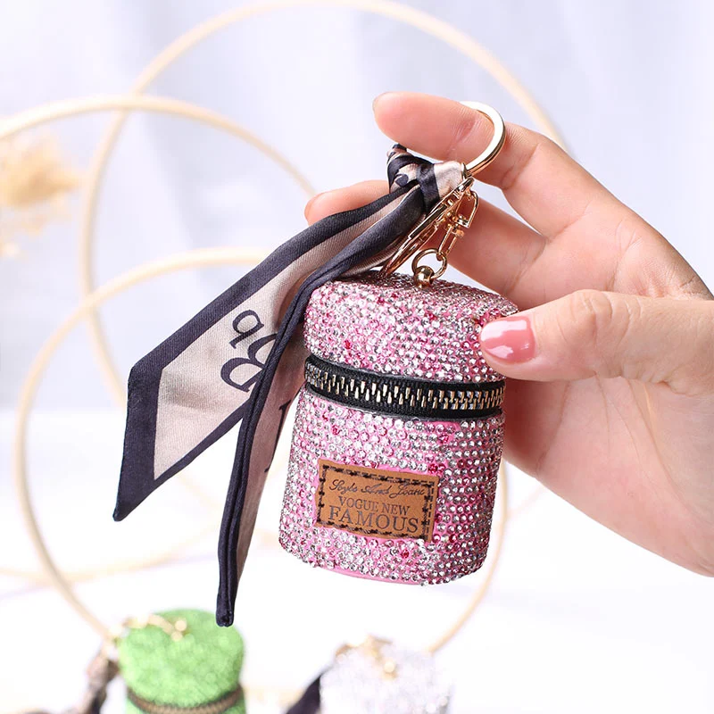 Mini sac à boucle tendance, incontournable pour femmes, s'accorde avec tout, un accessoire polyvalent et élégant pour compléter n'importe quel look.
