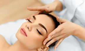 The Facial Room logo