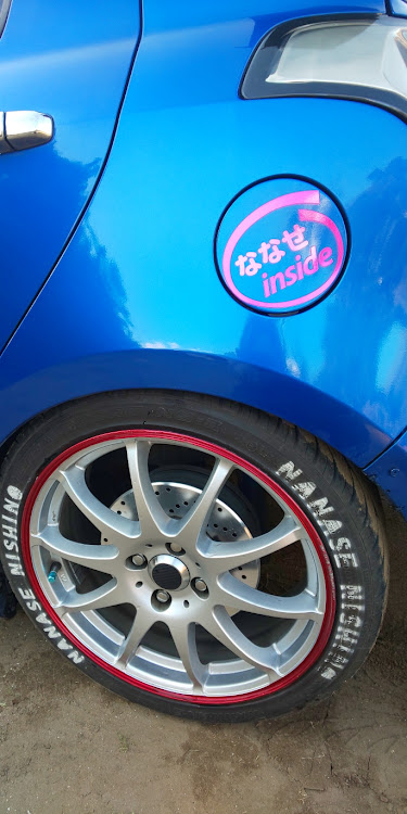 スイフトの西野七瀬・乃木車・乃木坂46・スイフト・痛車に関するカスタム事例の投稿画像6枚目