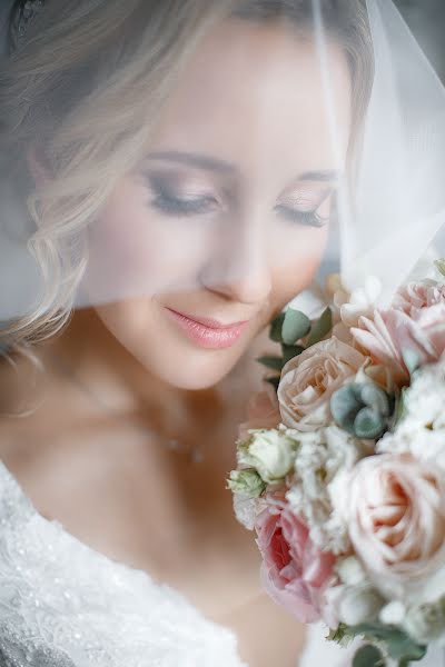 ช่างภาพงานแต่งงาน Oksana Martynova (oksanamartynova) ภาพเมื่อ 17 กันยายน 2022