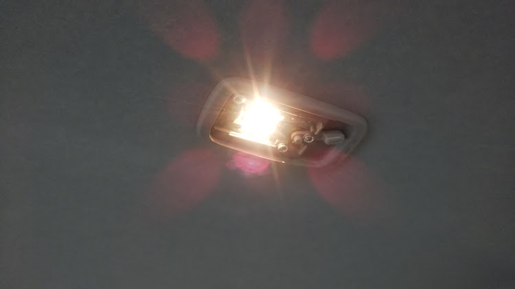 ミラのルームランプ交換・LED取付・L275Sに関するカスタム事例の投稿画像2枚目