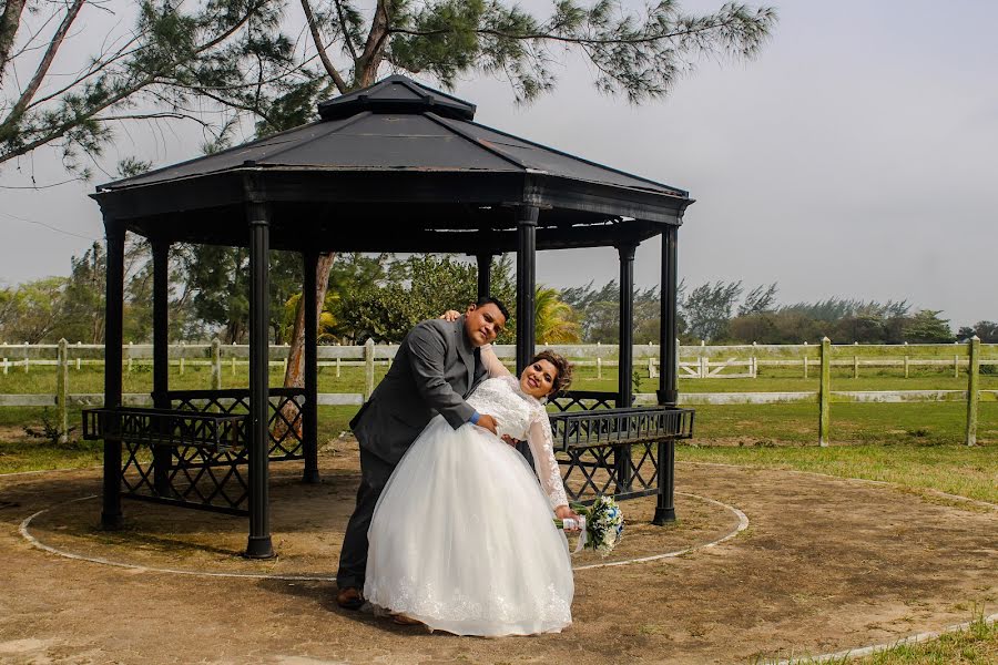 Photographe de mariage Ana Hr  Gasperin (anagasperin). Photo du 13 mars 2022