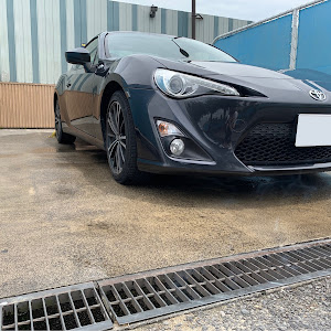 86