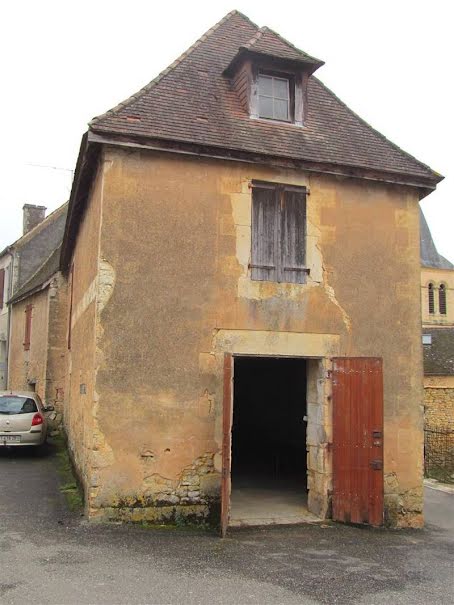 Vente maison  185 m² à Cénac-et-Saint-Julien (24250), 50 000 €