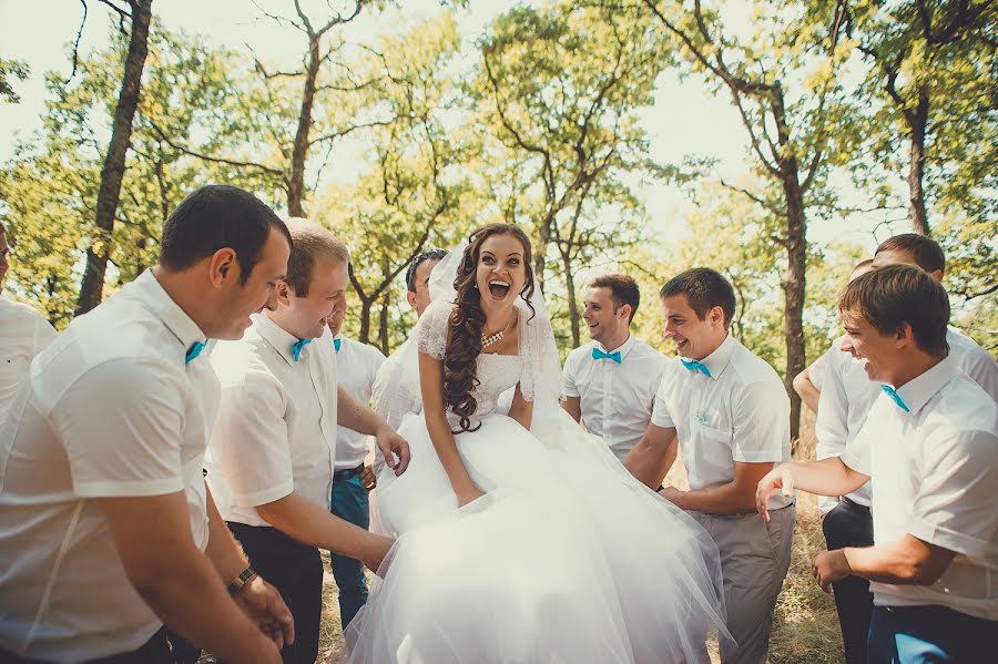 結婚式の写真家Udalit Udalit (deldeldel)。2015 3月22日の写真