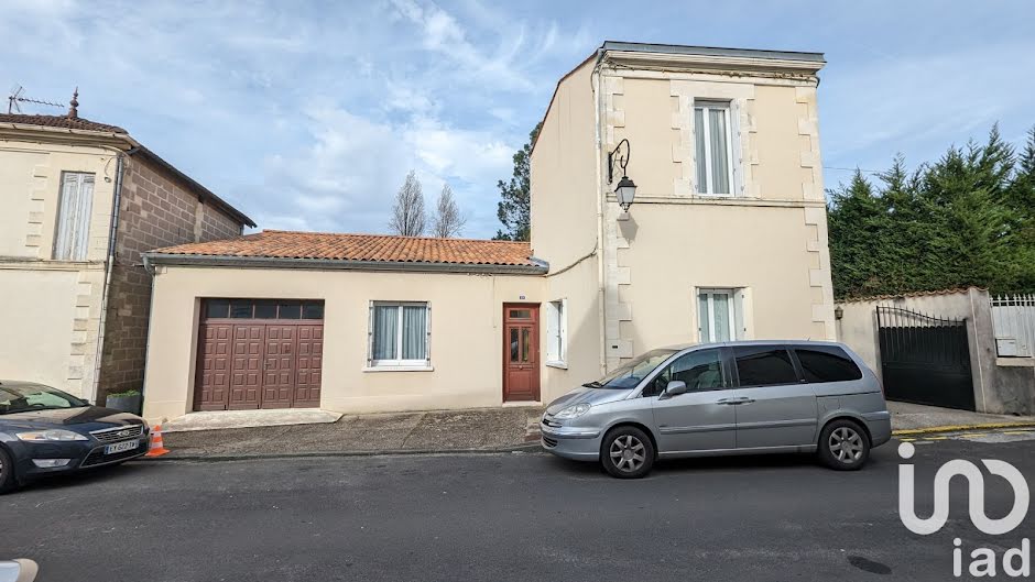 Vente maison 5 pièces 138 m² à Montendre (17130), 132 500 €