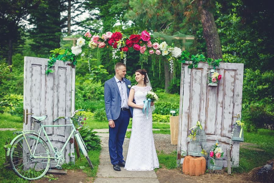 Fotografo di matrimoni Elizaveta Kryuchkova (liza75757). Foto del 18 luglio 2018