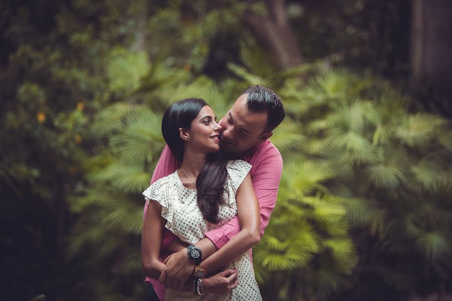 結婚式の写真家Rosario Galacho (rosariogalacho)。2018 10月8日の写真