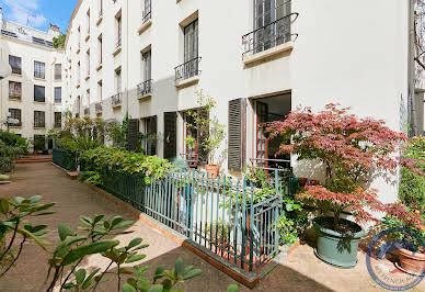 Apartment with terrace 18