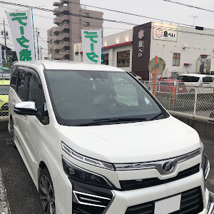 ヴォクシー