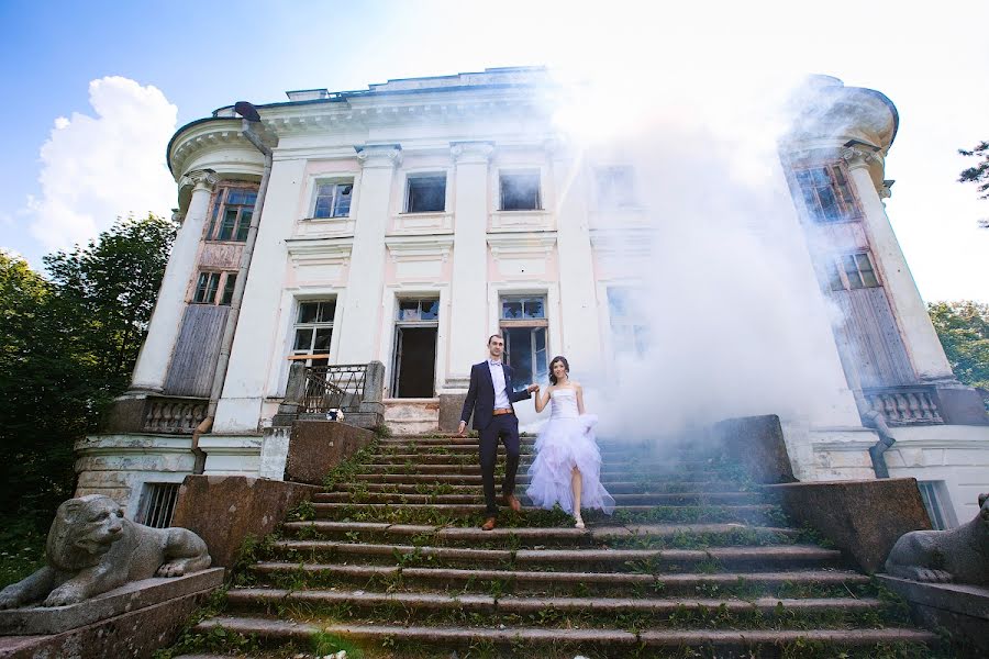 Wedding photographer Andrey Vasiliskov (dron285). Photo of 15 October 2013