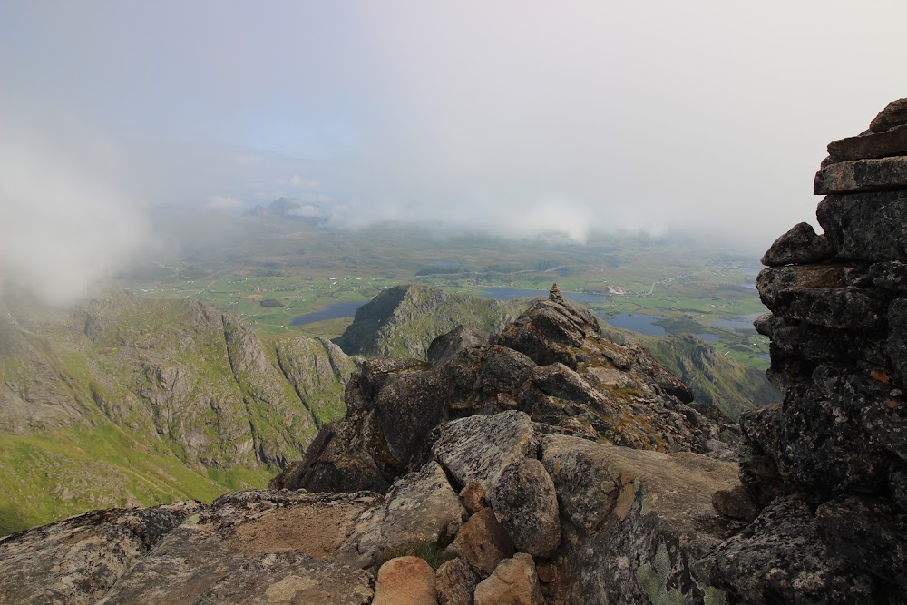 Достижение Hygge (острова Senja, Vesteralen и Lofoten в июле-августе 2019)