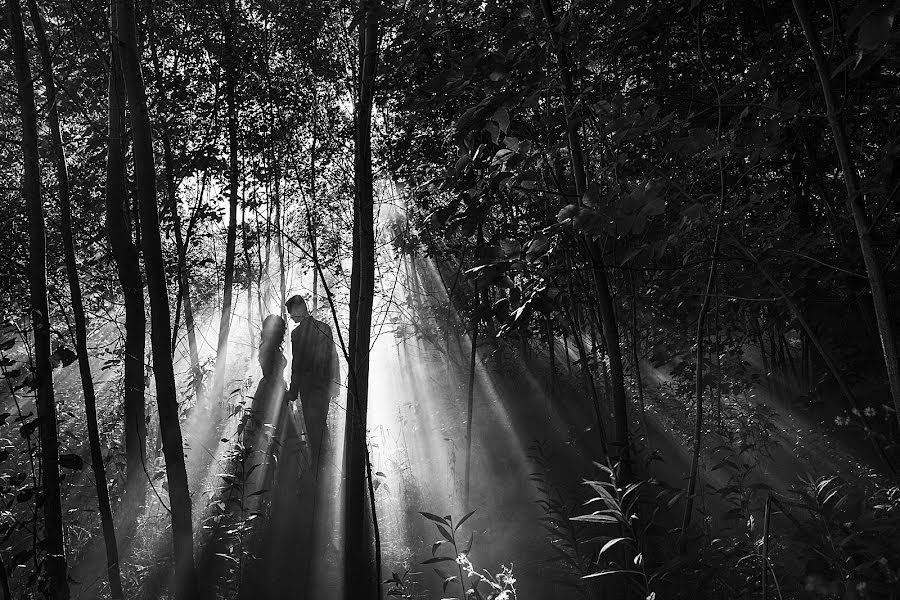 Fotógrafo de casamento Michal Jasiocha (pokadrowani). Foto de 5 de setembro 2022