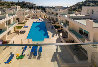 Maison avec piscine et jardin 3