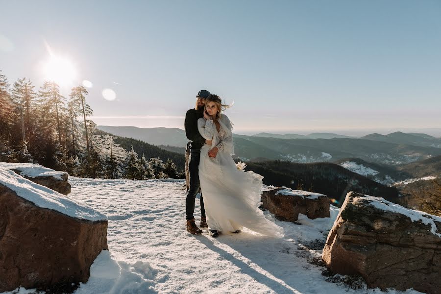 Jurufoto perkahwinan Johann Buzov (johannb). Foto pada 14 Februari 2021