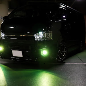 ハイエースバン