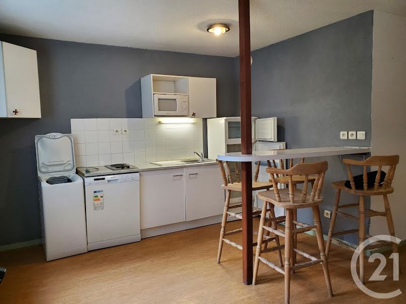 Location  appartement 3 pièces 71.4 m² à Rouen (76000), 895 €