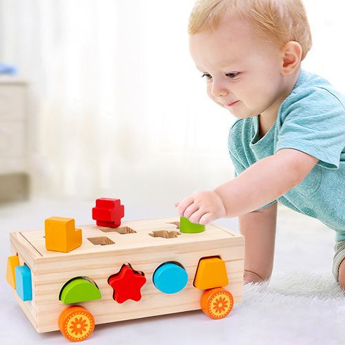 Title 4, Wooden Shaped Supporting Drag Car Knocks The Ba...