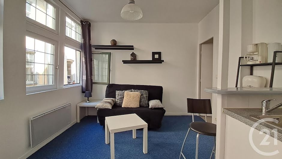 Location meublée appartement 1 pièce 19.69 m² à Rouen (76000), 495 €