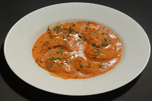 Makhani Momos Pasta